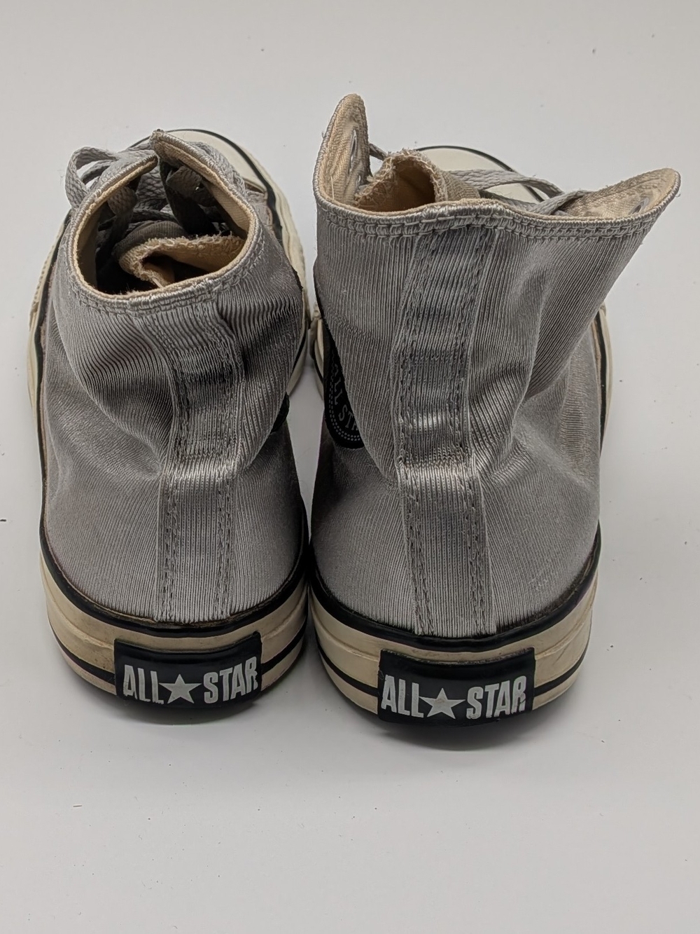 Converse Chuck Taylor All Star High Top Metallic Silver Corduroy Women's Sz 9.5 - Picture 4 of 10